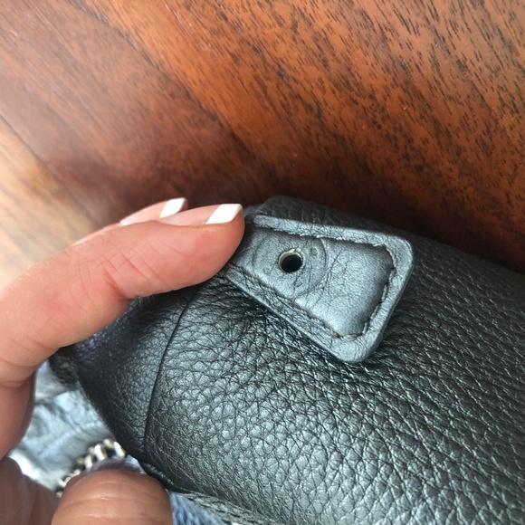 CHANEL BAG GRAY METALLIC CALFSKIN LUXE LIGNE BOWLER MEDIUM - Picture 15 of 15